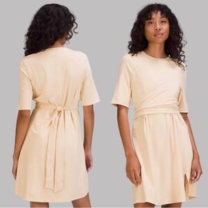 Lululemon womens wrap front t shirt dress yellow size 10 NWT
